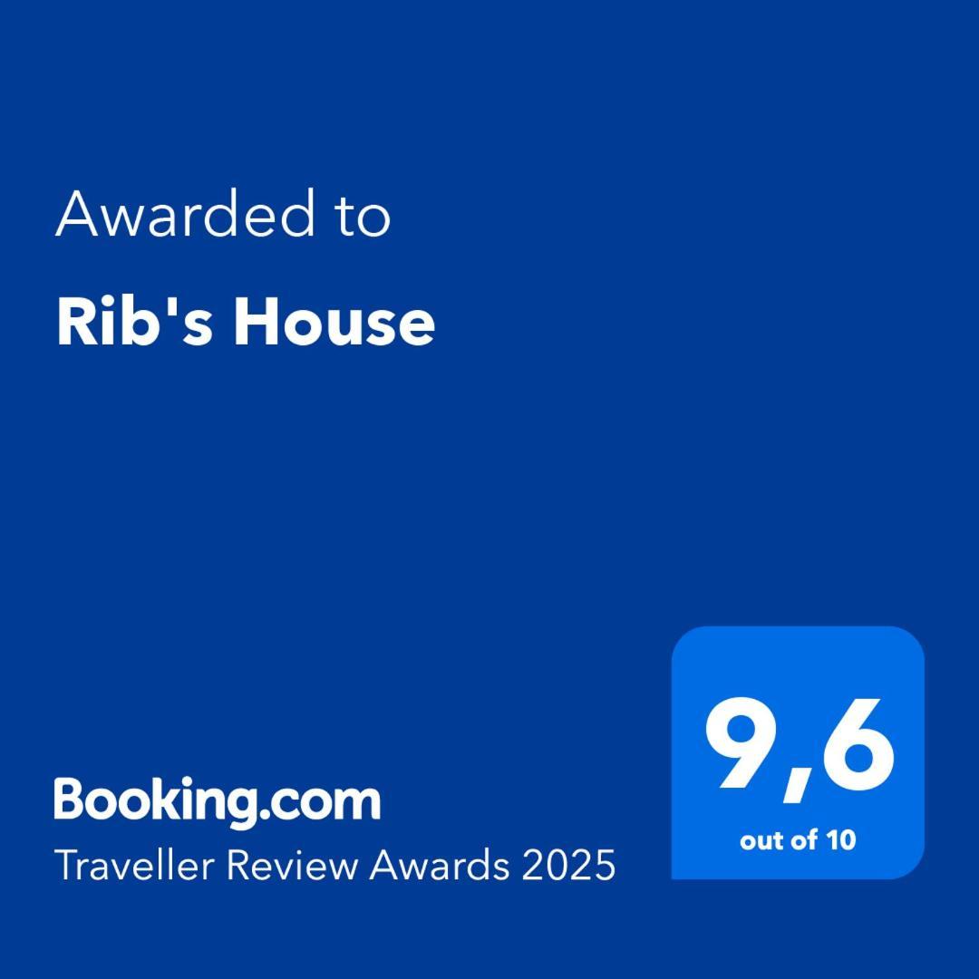 הוילה Praia da Vitória Rib'S House מראה חיצוני תמונה